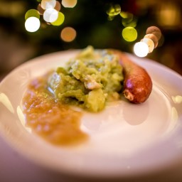 Herbstliche Hausmannskost: Warum ostfriesische „Insett Bohnen“ so raffinierte Aromen haben