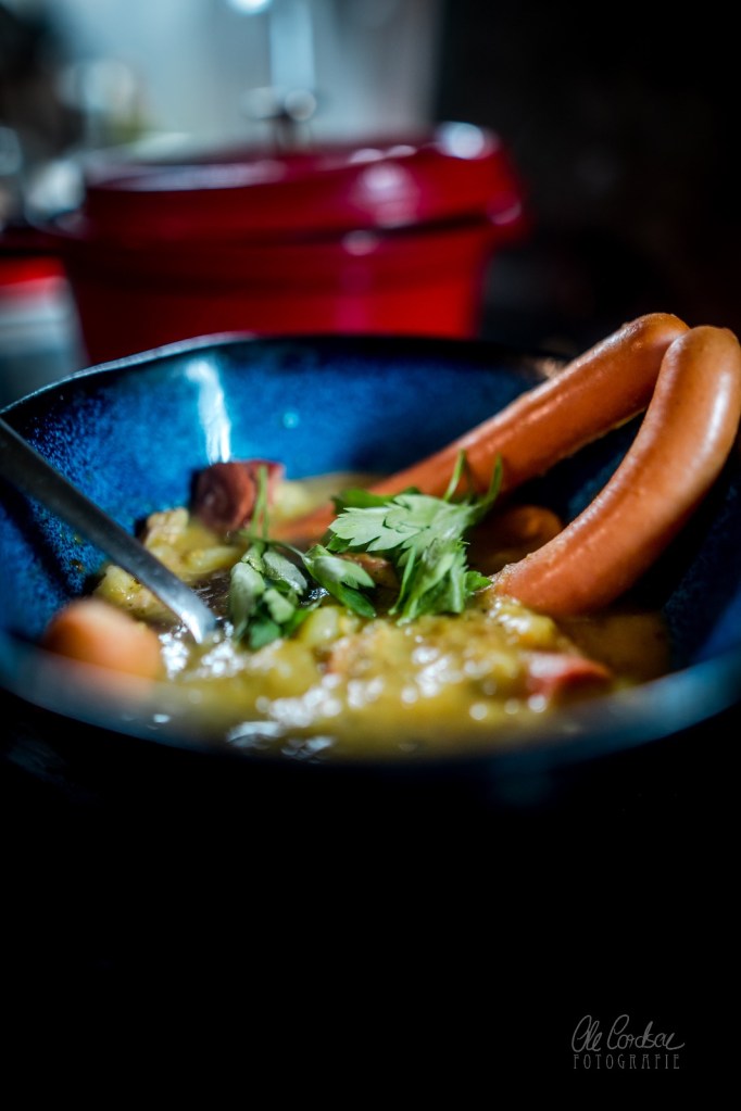 Erbsensuppe, Rezept, gezeichnet, Möhren, Sellerie, Kartoffeln, pea soup, 