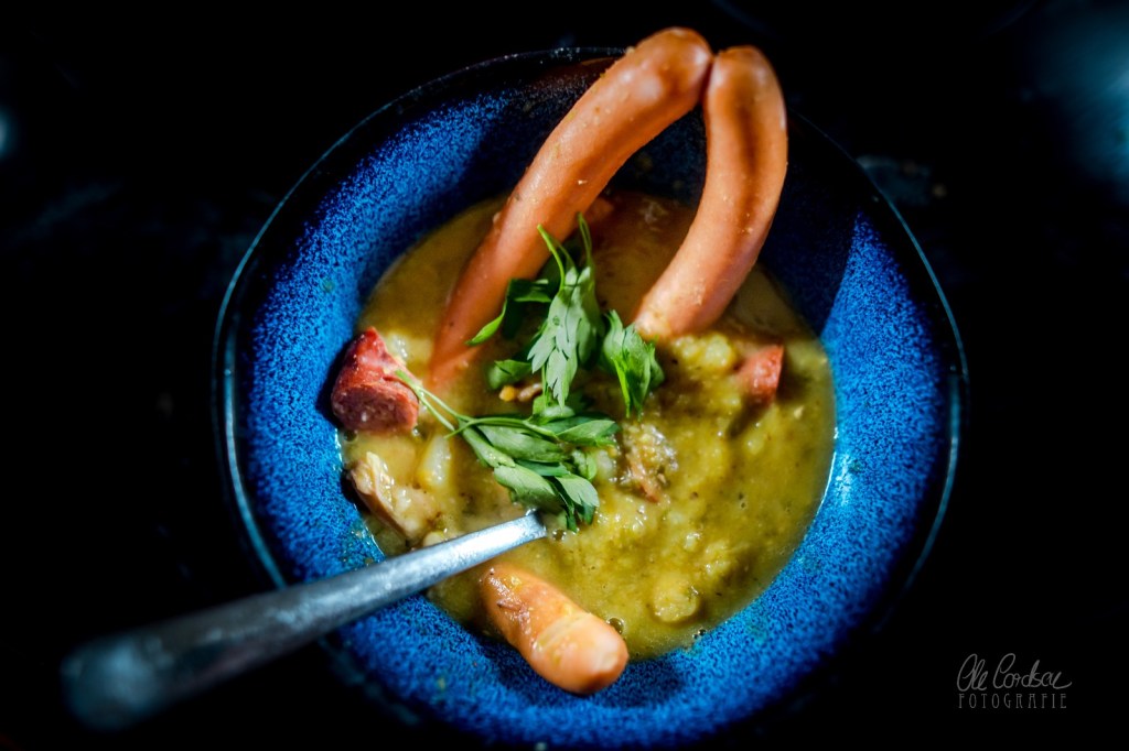 Erbsensuppe, Rezept, gezeichnet, Möhren, Sellerie, Kartoffeln, pea soup, 