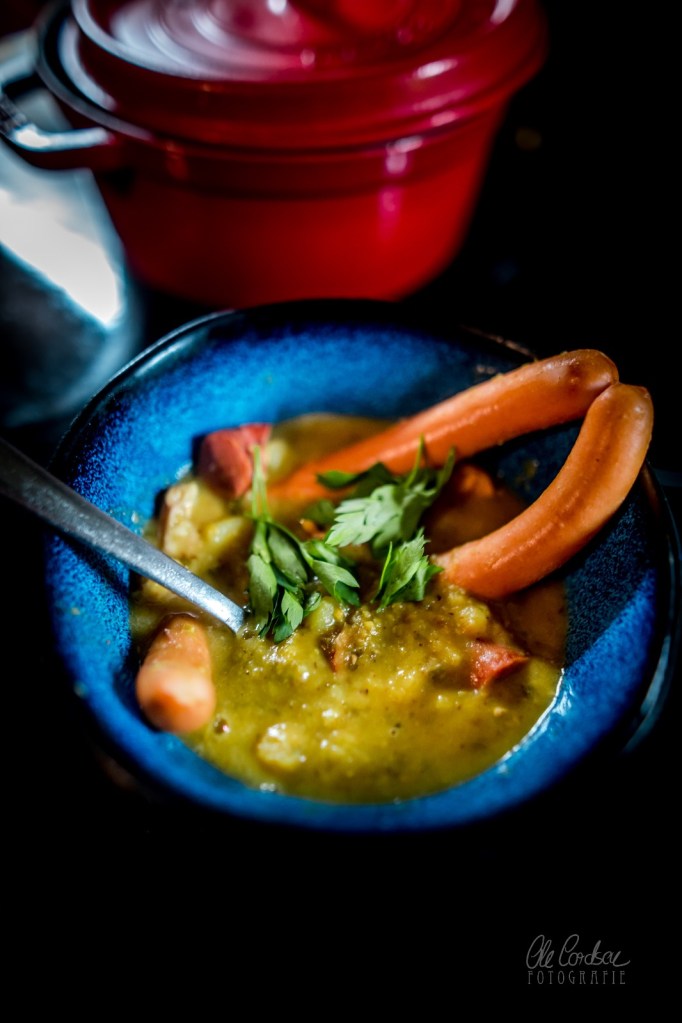 Erbsensuppe, Rezept, gezeichnet, Möhren, Sellerie, Kartoffeln, pea soup, 