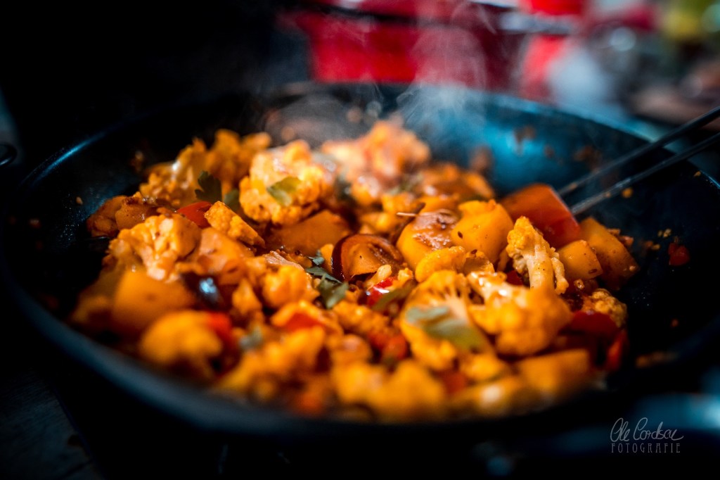 Aloo Gobi, Blumenkohl, Curry, Pfanne, Cauliflower, Kartoffeln, Kochen, Food, 